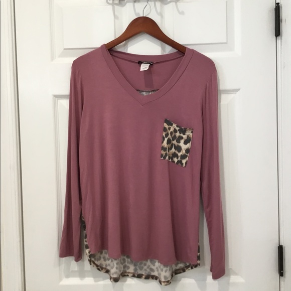 LEOPARD PRINT DETAILED BLOUSE - Picture 2 of 4